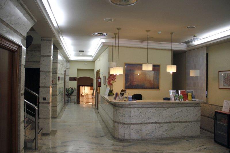 Hotel Yit Conquista De Toledo Zewnętrze zdjęcie